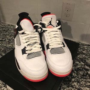 Air Jordan Retro 4
